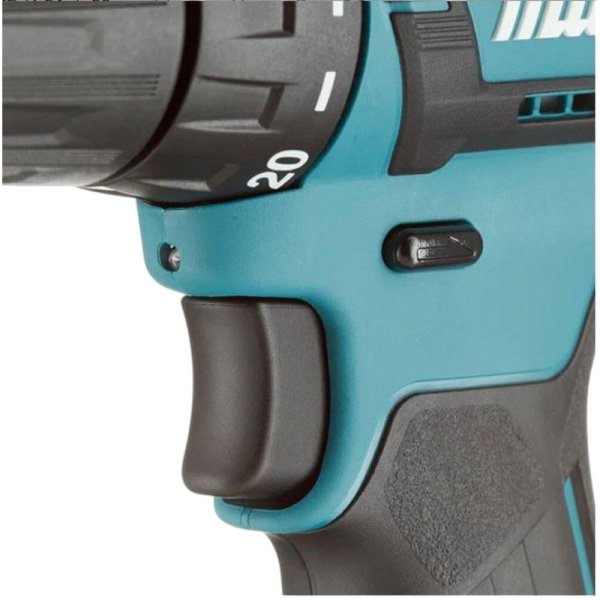 Дрель-шуруповерт аккумуляторная MAKITA 12В 2АКБ (1.5Ач), 30Нм (DF333DWYE)